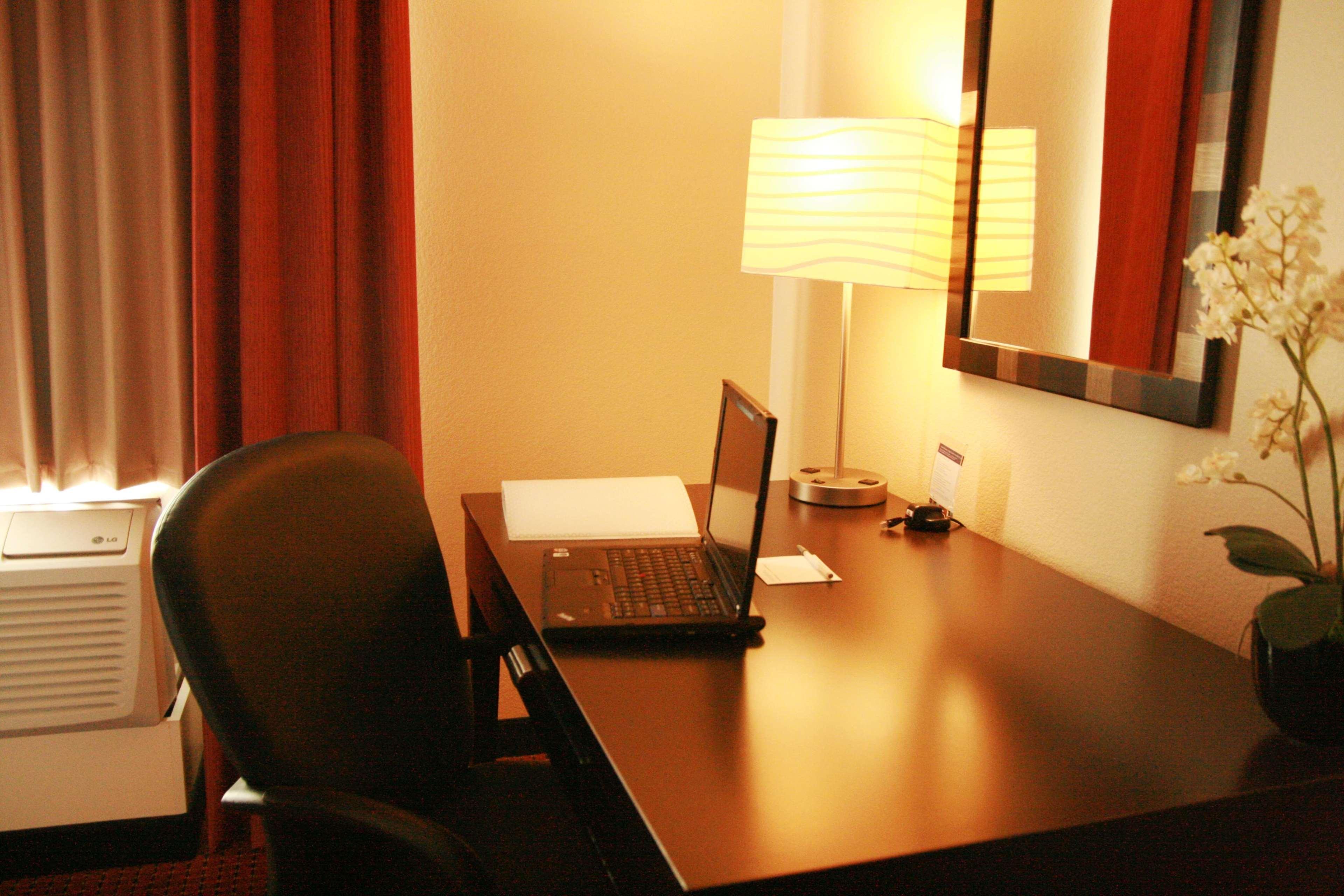 Hampton Inn & Suites Phoenix Chandler Fashion Center Habitación foto