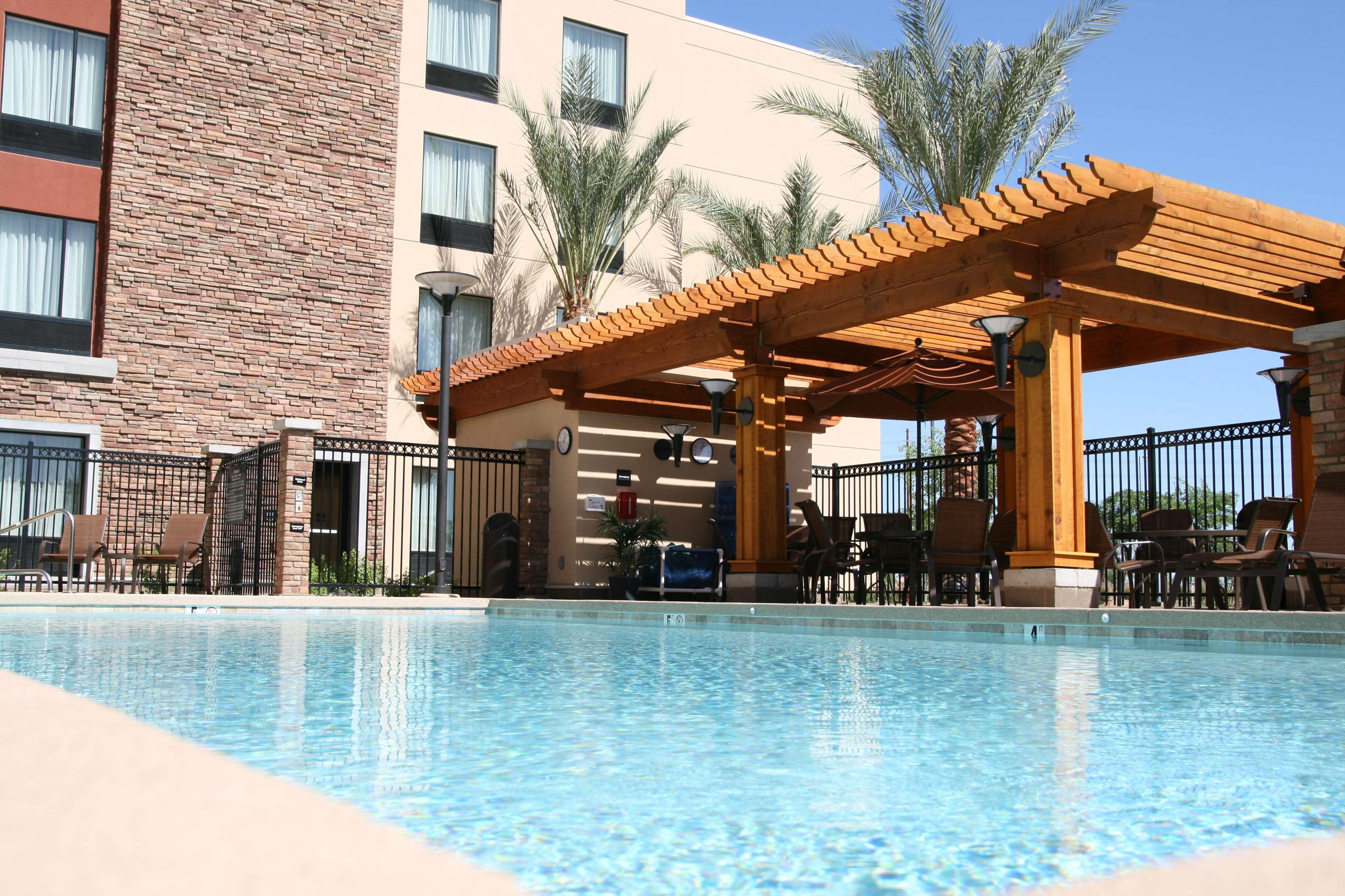 Hampton Inn & Suites Phoenix Chandler Fashion Center Exterior foto